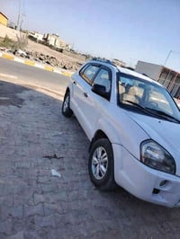 توسان 2010 كفاله عامه من الصبغ والضربه تخم تاير جديد باتري جديد مكينه ...