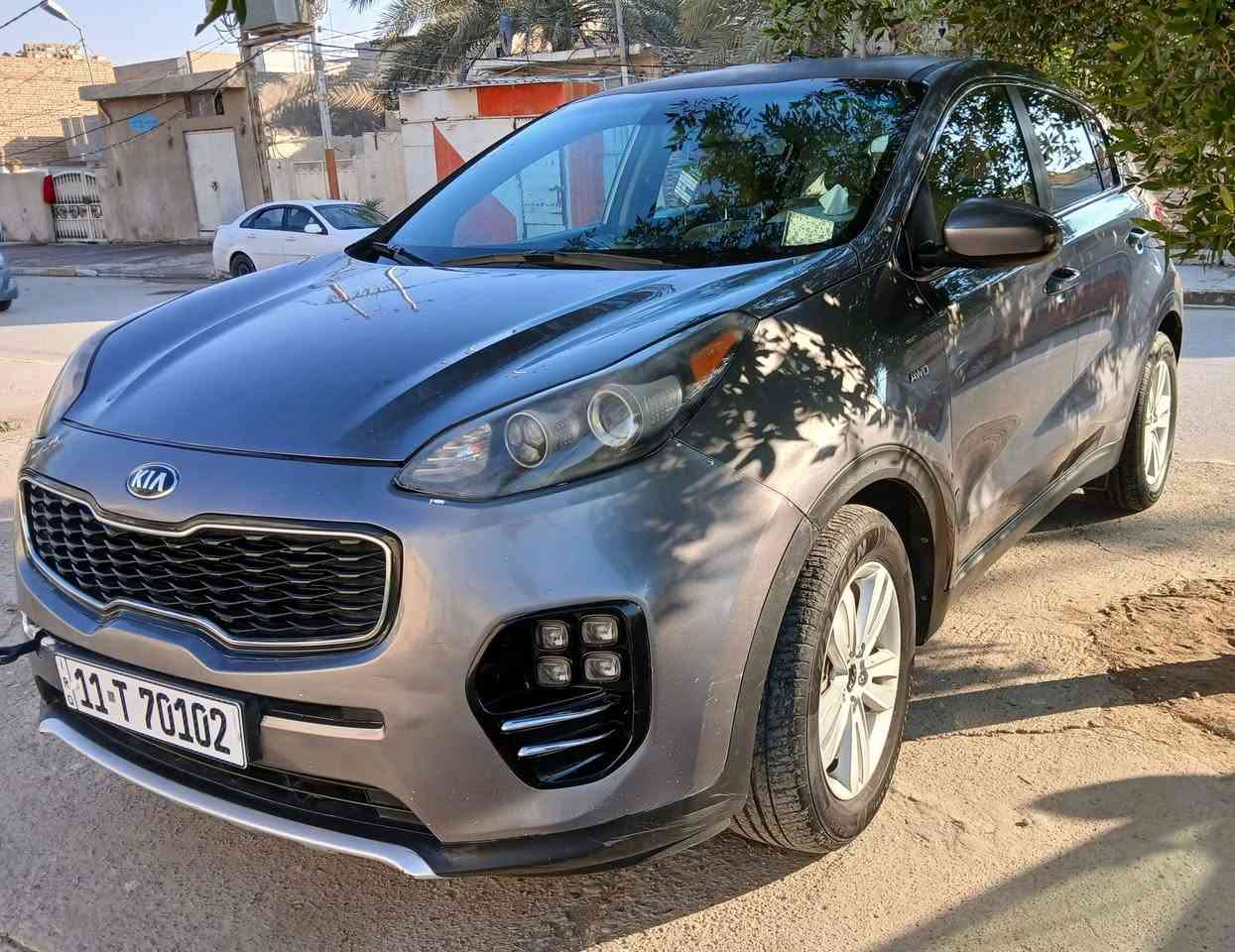 السلام عليكم كيا سبورتج وراد امريكي الضرر قطعة وحدة البنيد موديل ٢٠١٧ السعر ١٤٠ ورقة وبيها مجال العنوان ديالى بعقوبة الإتصال على الرقم ***********
