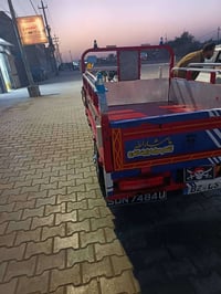 ستوته مديل 17لبيع نضيفه كلش وراقه نضيفات بواحد ونص تصال عله رقم 077167...