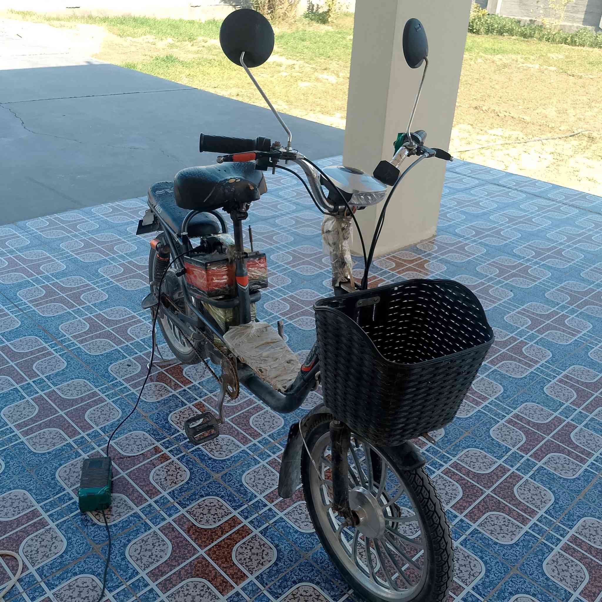 سلام عليكم  موطور شحن للبيع السعر 150 وبي مجال رقم تواصل ‏‪***********‬‏ ويوجد واتساب
