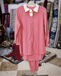 سوت نسائي • خامة كريشة • مقاسات L/XL/XXL