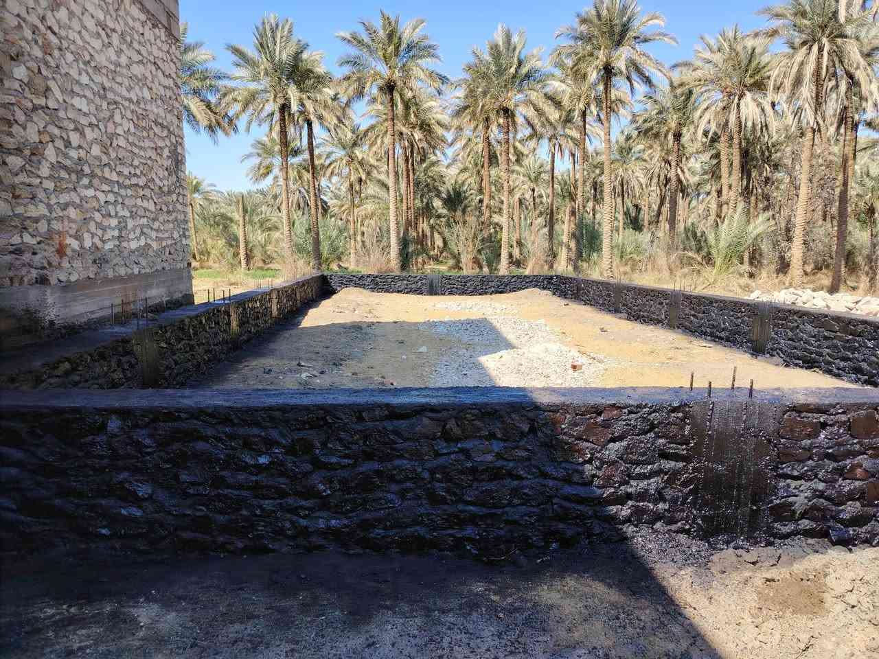 نحن مستعدون لتقير المباني والبيوت
وتزفيت الأساس وعمل الاوزوكام 
وعمل اللباد والماستك وتقيير السراديب واحواض الماء في جميع المحافظات
***********
*********** واتساب
