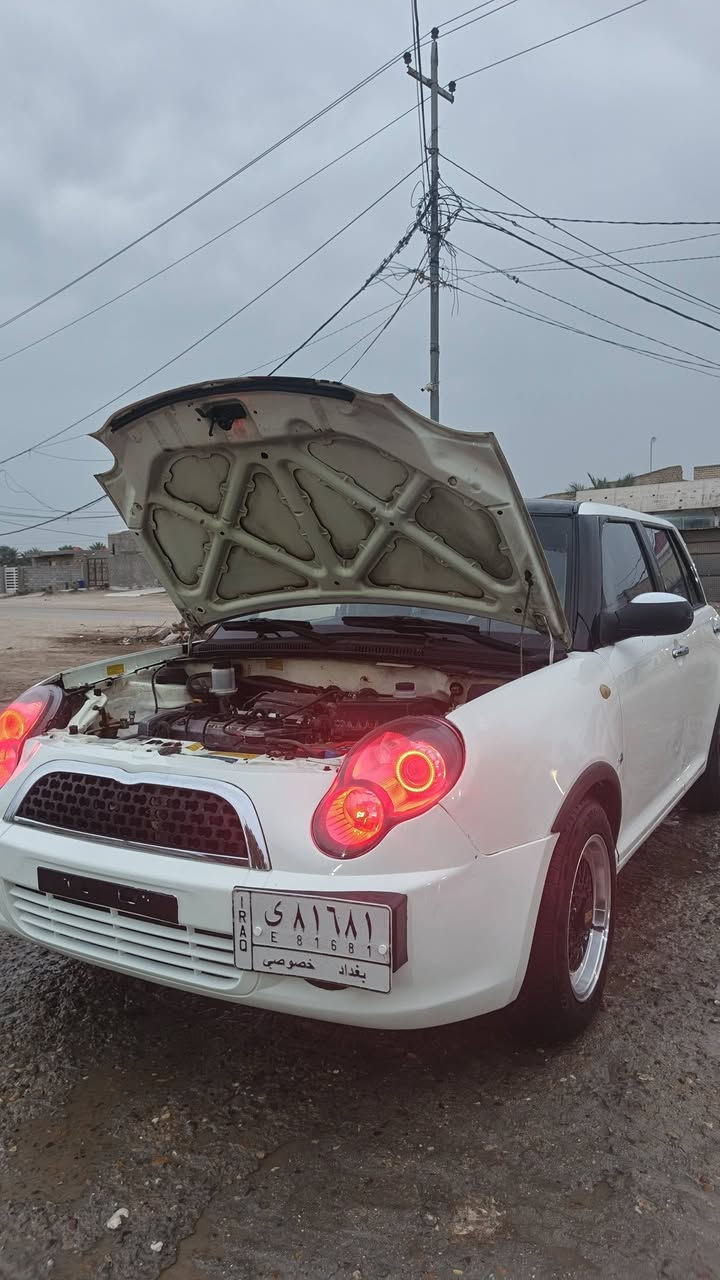 سلام عليكم ليفان 2012 للبيع مكينه وكير مكفولات ✅سنويه 2027 👍بيه صبغات  بل هلالات والعتب حداديه جديده تخم تاير جدد ويل رياضي جديد ضمان سنه تحويل مباشر مكاني نجف /كوفه //سعر ٤٠ //  ***********
