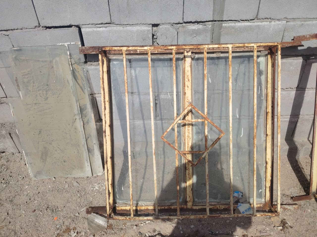 ياالله
ياالله

العنوان بصره لزبير  *********** 

*********** شباك  من القديم كاملات نوعيه جيده   عدد 2 زوايه عدد 8 

السعر كلهن 100

توصيل داخل البصره ولكروه عل المشتري
