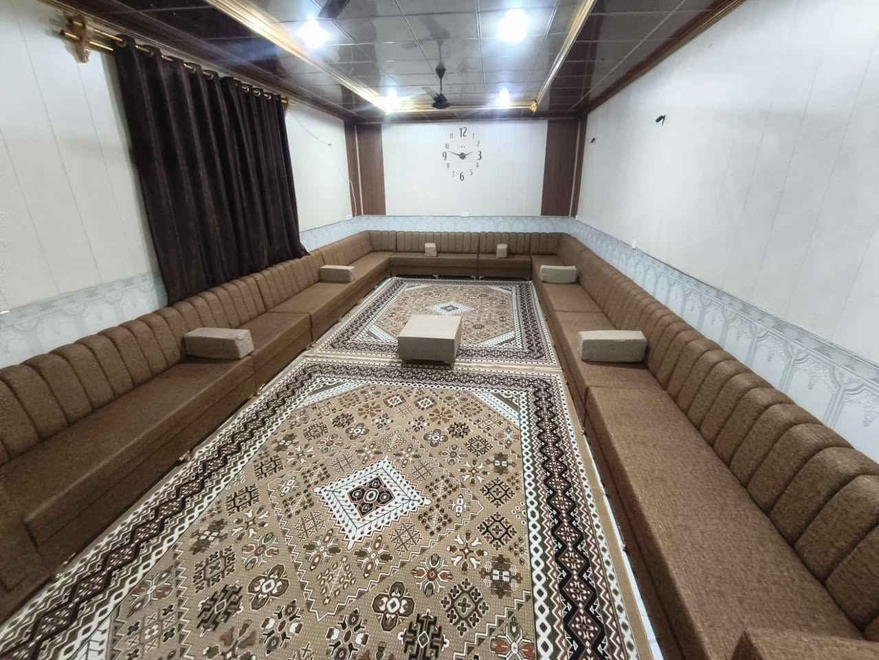 سعر متر ٧٠ الف بلاويد احمر والظهر بلاويد احمر اسفنجه اكسترا ظمان مفتوح معه كوشات وطبله وسط هديه العنوان دلي عباس


**إذا كنت صاحب هذا الإعلان وتريد حذفه لأي سبب، رجاءا أرسل رسالة إلى الدعم الفني**