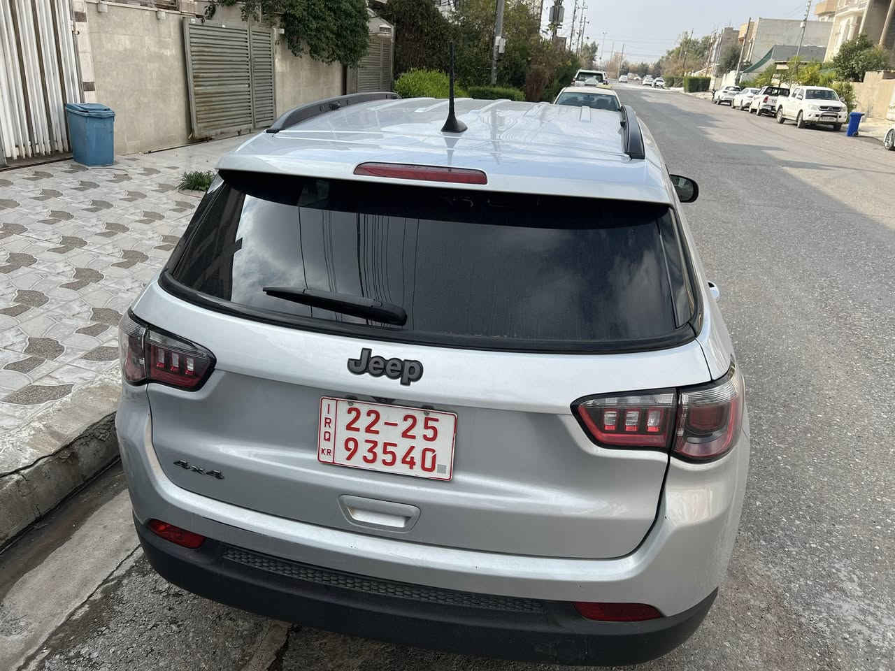 Jeep compass 2025 
: جيب كومباس للبيع او مراوس 
#الضرر : 2  قطعة الجاملغ الجهه السايق والباب خلفي السايق فقط
‎#الرقم : اربيل باسمي 
# المواصفات سبورت:

‎▪️السيارة : #جيب #كومباس لون اسود 
‎▪️المحرك :  2000(اربعة سلندر)
▪️الموديل : 2025
▪️العداد: 4000الاف ميل 
4X4
‎▪️حجم الويل: ويل كب حجم 18 مع طقم تايرات بحالة ممتازة
‎▪️غرفة السيارة: كشنات السيارة جلد اسود اصل
‎▪️لايتات زينون 
‎▪️اشاره  بالمرايا جانبيه 
‎▪️بصمات عدد 2 للأبواب مع بصمة تشغيل
‎▪️كامرة خلفية دوارة مع الستيرن اصل
‎▪️تبريد قطعتين امامي وخلفي
‎▪️شاشة الدشبول حجم كبير للتحكم بأيعازات السيارة
‎▪️سستم صوت
‎▪️نظام فور ويل درايف 4*4
‎▪️سايد بريك دكمة
‎▪️تحكم ستيرن جهتين بلوتوث وحاكية وكروس سرعة وتحكم صوت 
‎▪️نظام ABS مانع انزلاق

‎السعر المطلوب : 148ورقة مع المجال للشراي 
 
‎الاتصال على : ***********

مكاني أربيل العدالة ت/***********
