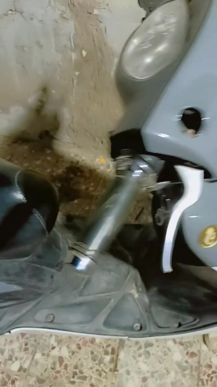 االنجف حي الميلاد
اسلام عليكم دراجه كامكو ابلادي برغي 🔩 مامفتوح بيهه رنبه لايت اشاير هورن كهربايات كلهه شغاله نكره سلف السعر 550شراي اتصل كدامك التفاصيل ***********
