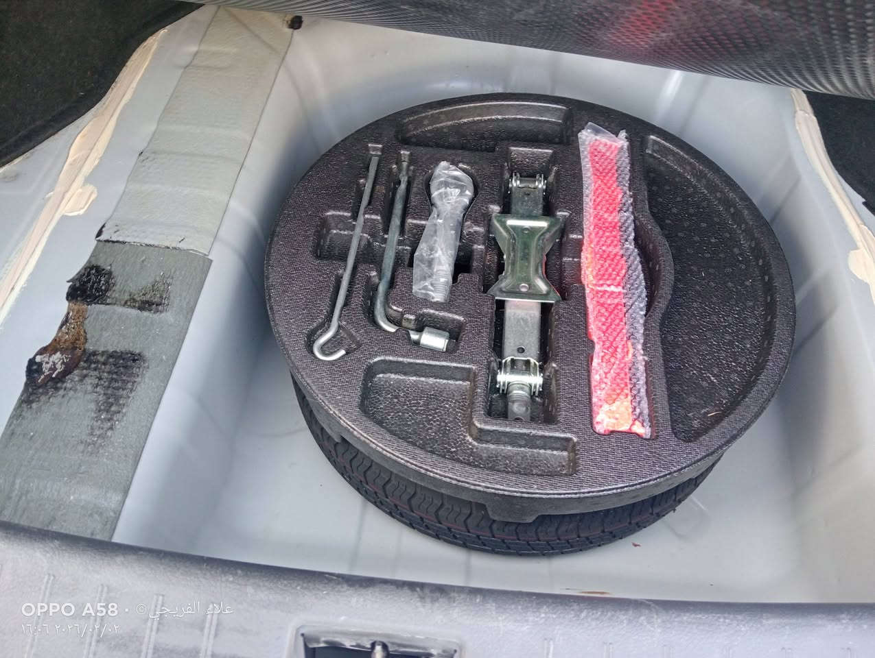 نيسان سنتره
موديل 2025
كفاله عامه
داخل احمر 
ارضيه مغلقه جلد
بيع او مراوس
***********
