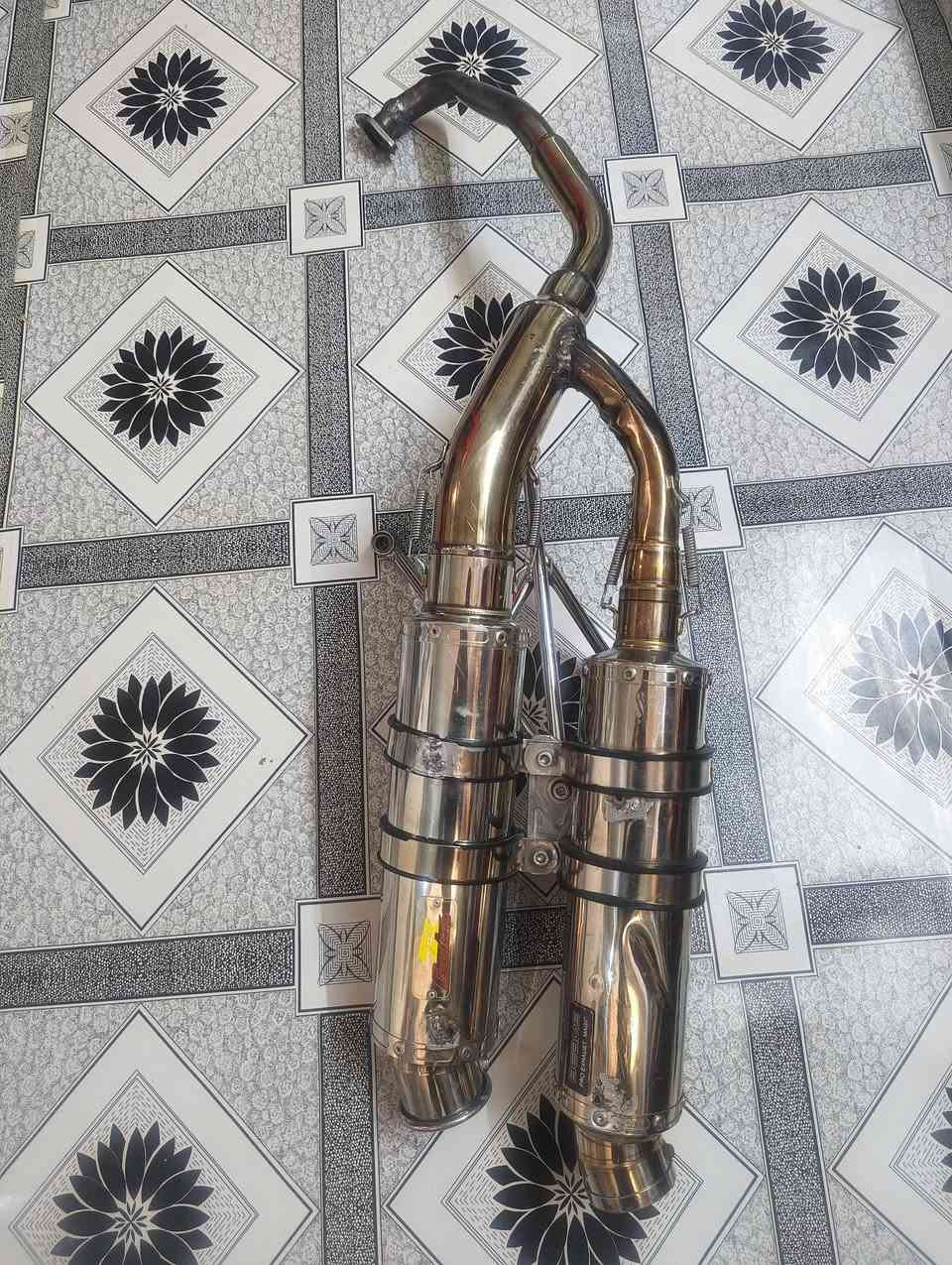 متاح

دبل صالنصه ياباني مو تجاري

مال جيل اول. pcx. قطعه نادره

او مراوس. بكفرات جيل. اول. لون ابيض صدفي جدد
***********
