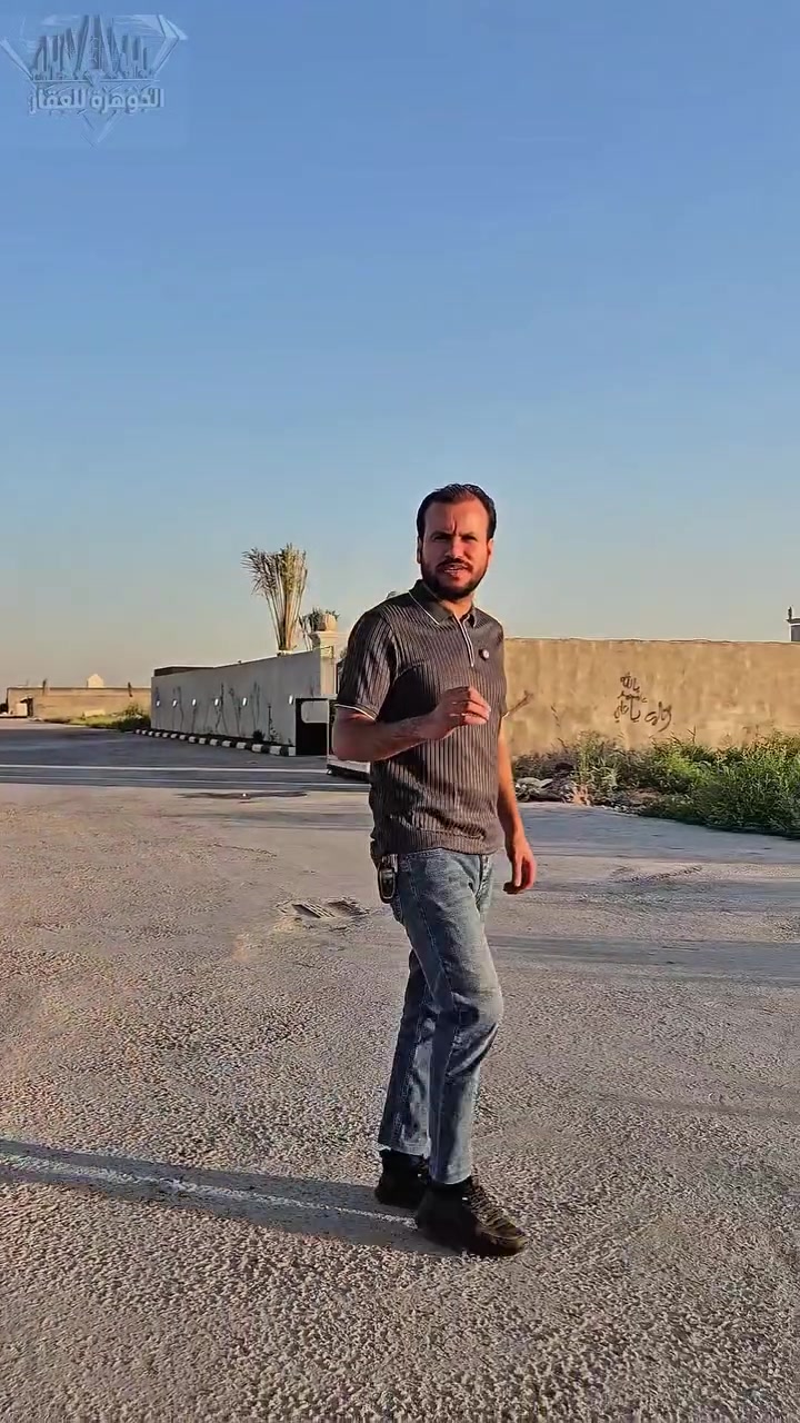 مزرعة للبيع
من اجمل مزارع الدورة بمساحة نص دونم

للاستفسار
 ***********
 ***********
