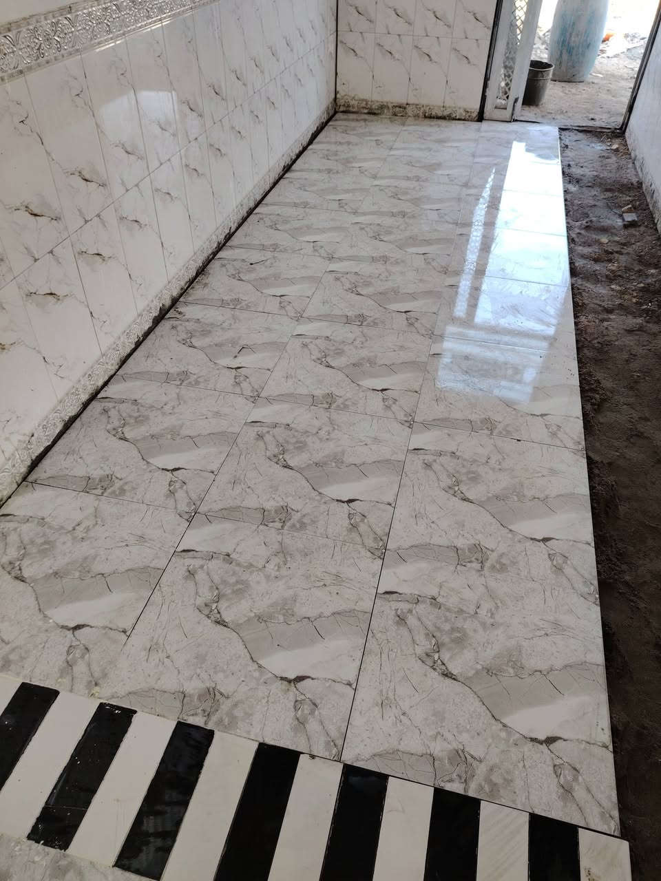 خلفه سيراميك وكاشي شغل عل لليزر متفرغ حاليا للستفسار *********** وات ساب او اتصل عليه
