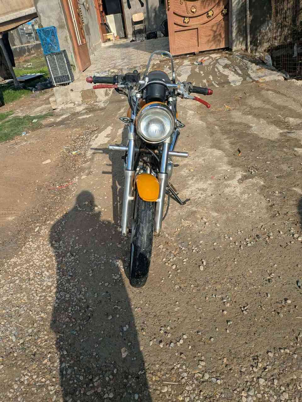 دراجة يوماها رينسا مديل 1998 للبيع او المراوس محرك ربع دراجه مكفوله كفاله عامه مابيها اي نقص 
محرك بلادي ما مافتوح بيها برغي
كهربائيات كلها شغاله
أوراق المعرض وياها + منفيس
ب مليون وربع وبيها مجال
مكاني ديالى بعقوبه 
***********
