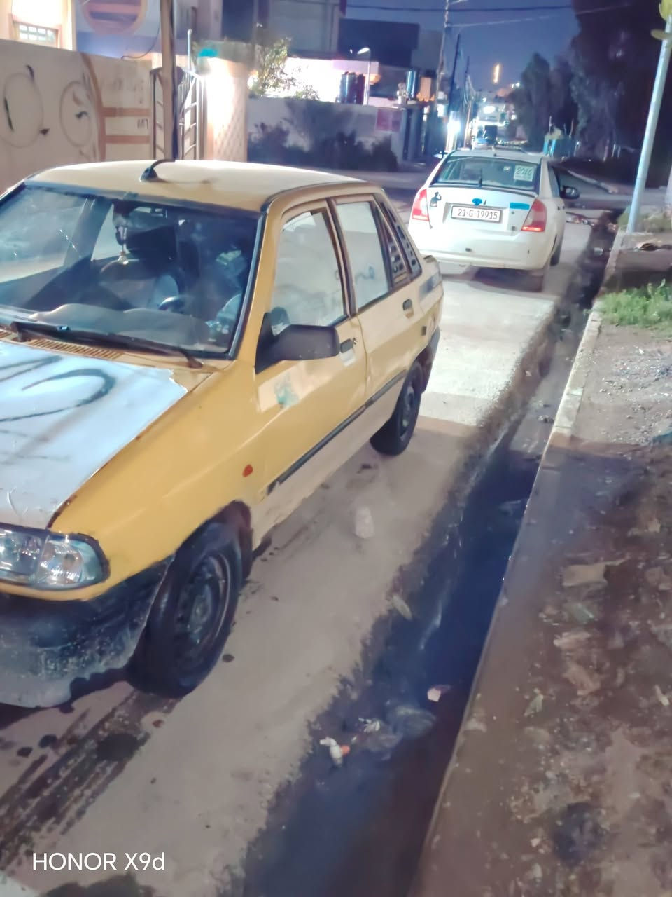 السلام عليكم اخوتي سايبا للبيع 2011 مكينه وكير شرط دشبول نفخ وشرط الوكليه والتحويل سعرها 22ورقه وبيها مجال للطيبين رقم ***********
