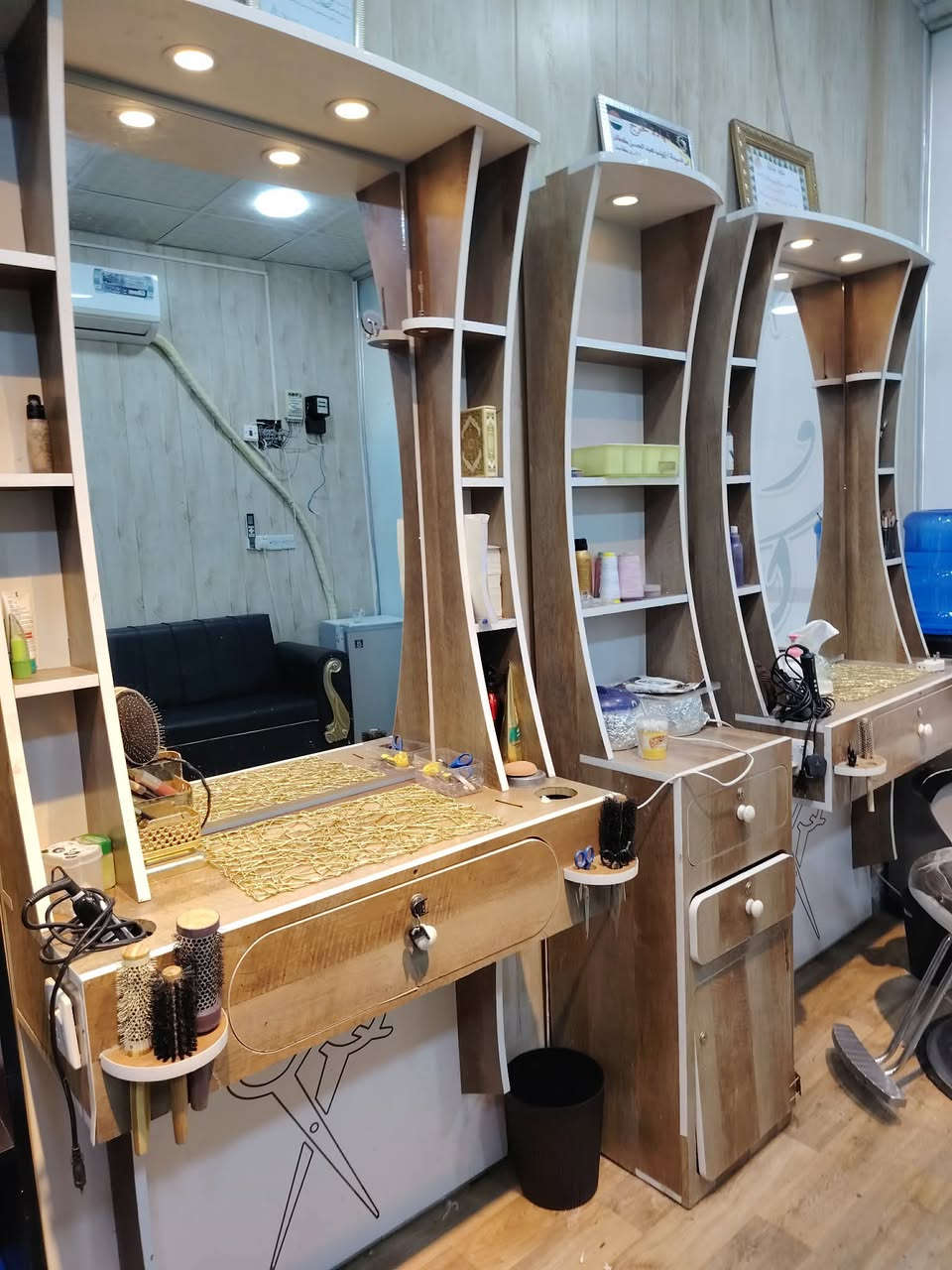 شراي يتفضل خاص 😇
غراض صالون للبيع 
العنوان بغداد سويب شارع الكيات


**إذا كنت صاحب هذا الإعلان وتريد حذفه لأي سبب، رجاءا أرسل رسالة إلى الدعم الفني**