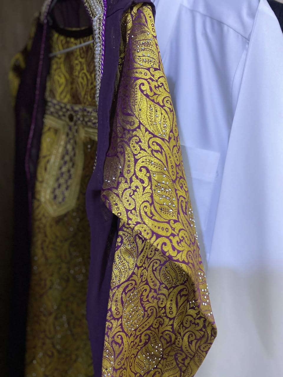 السلام عليكم بنات مخور ماعرف كلبيه أريده ١٥ حجمه حيل زغير عليه


**إذا كنت صاحب هذا الإعلان وتريد حذفه لأي سبب، رجاءا أرسل رسالة إلى الدعم الفني**