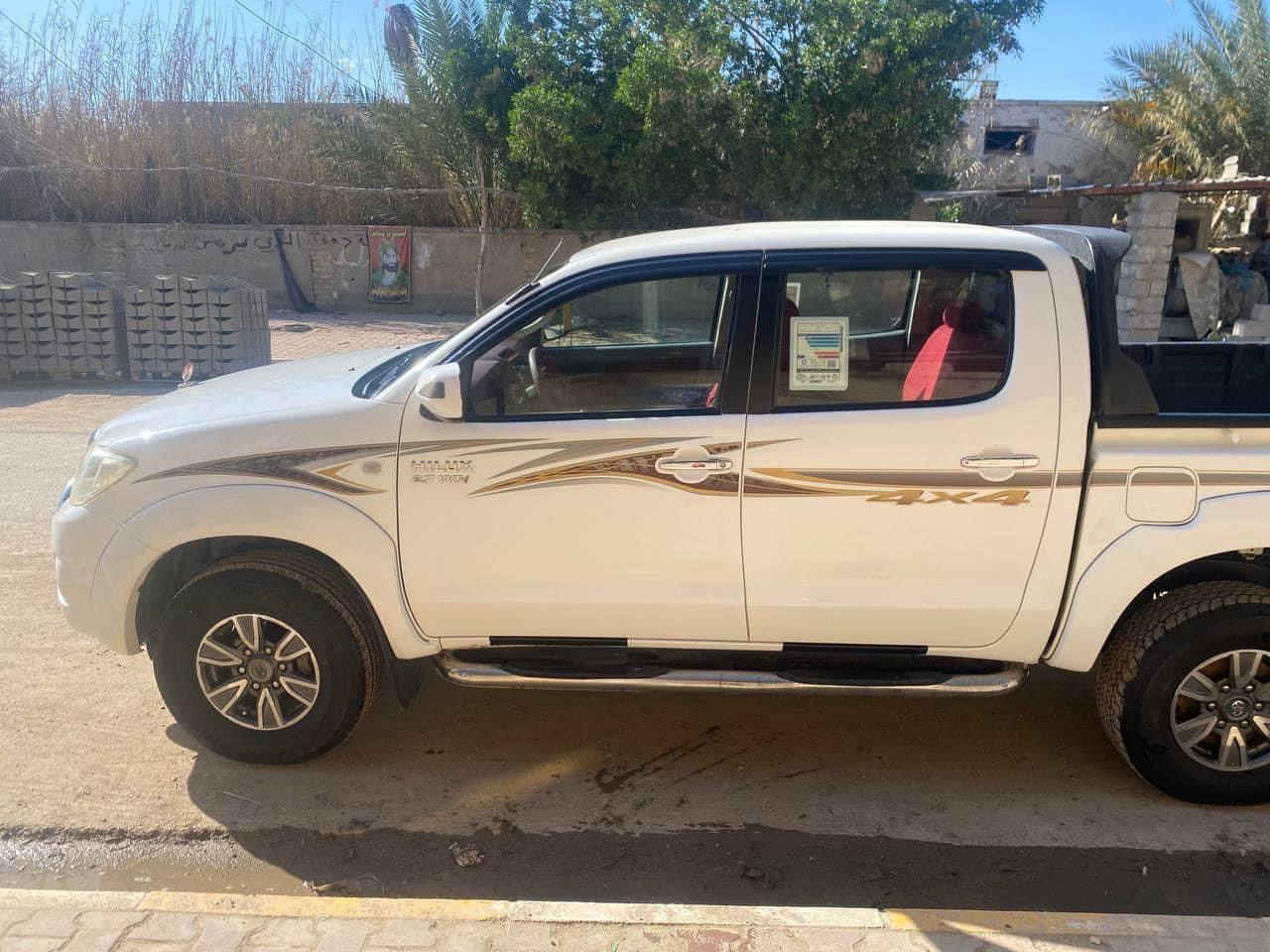 السلام عليكم تيوته فور ويل للبيع موديل 2011 مكفوله من الصبغ بيهه مكانين بارد مأشر عليهن رقم اربيل بأسمي مداور ثاني يوم سياره جاهزه تخم تاير محرك لاصرف لابخار السعر 188بيهه مجال قليل للاسفسار ***********
