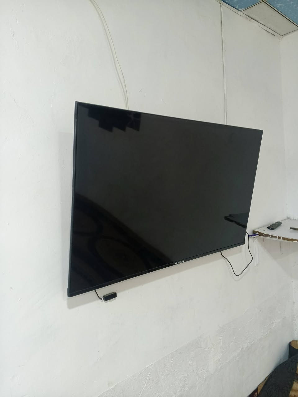 سلام عليكم شاشه حجم 55جبيره مستعمله استعمالها شهرين فقط جديده ونضيفه بشكل سعرها 400ومجالها قليل اليحب يشتري يتصل علرقم عنواني كربلاء أمن الداخلي ‏‪***********‬‏
