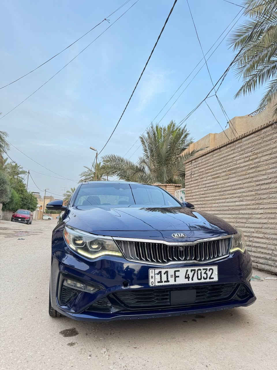 اوبتما 2019
.  فوول اعلى فئه  SXL
محرك2000تيربو✈️ 
حادث جاملغ وبنيد بدون شاصي ولغد 
وبيها بارد شي قليل باب خلف السائق 
—رقم بغداد  .. مكانه بابل
***********
