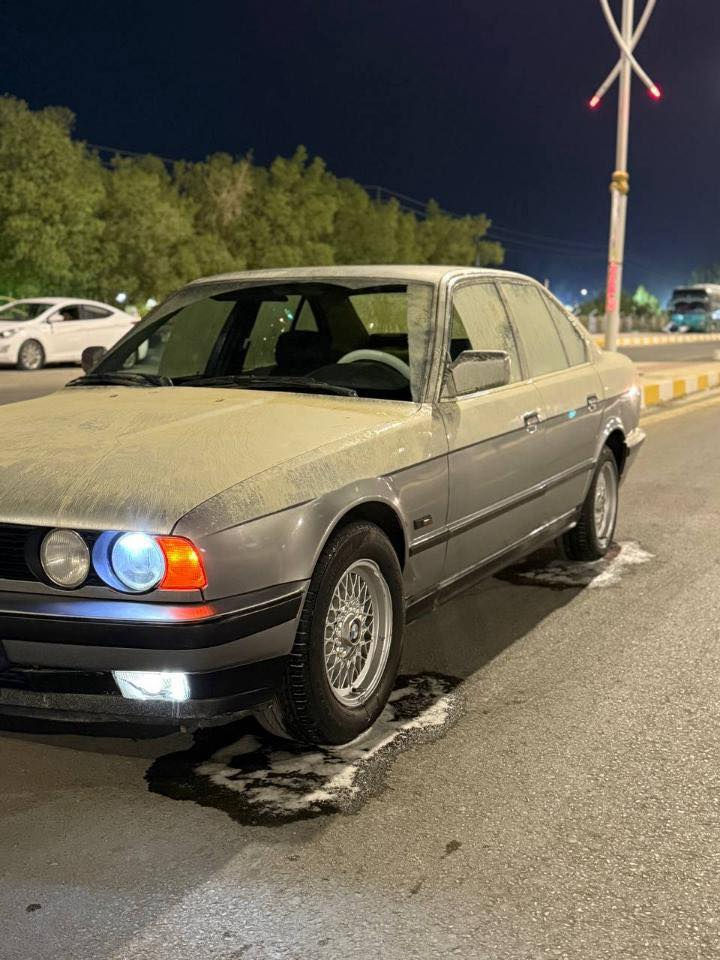 بي ام 525 اصل مكينه مسكر كير عادي مكينه كير كفاله لاتبخير ولاتنقيص سنويه ل 30 بأسمي رقم بغداد كهربائيات كلها شغاله ضفيره عل بلاد عنوان ناصريه السعر 45 وبيها مجال ***********
