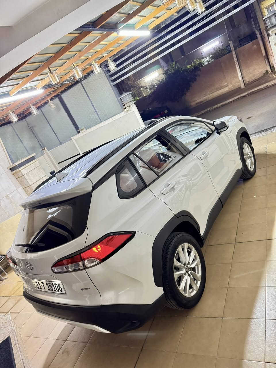 السلام عليكم
بسعر 27.00 مليون 
كورولا كروز فول هايبرد 2025 ماشية فقط 1800 زيرو وكفالة عامة جدا جديدة
-فتحة
-اربع كاميرات
-جنطة كهرباء
-كراسي جلد
-حمالات وبلوجكترات
وباقي المواصفات المعروفة
بغداد السيدية
***********
