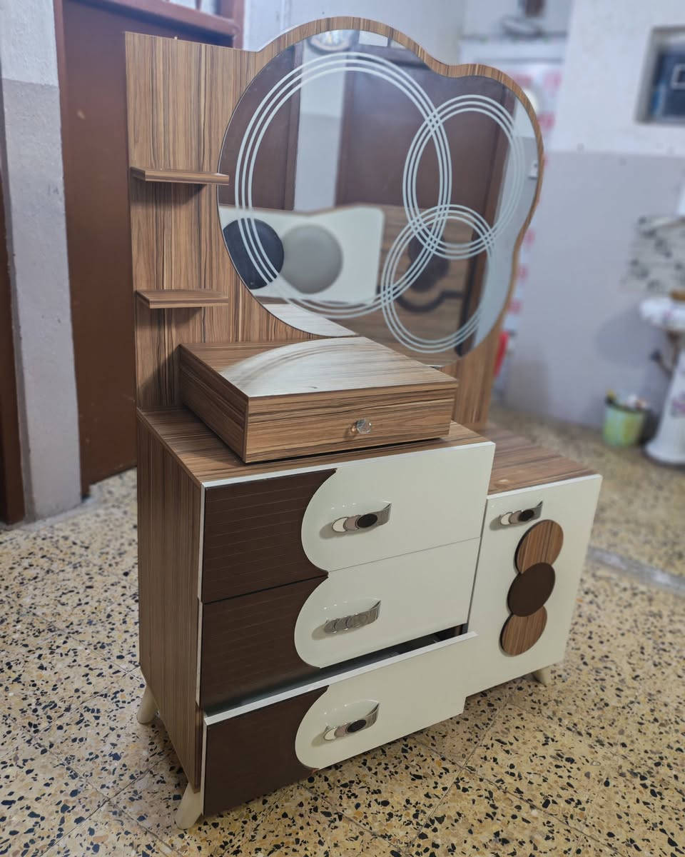 السلام عليكم غرفه نوم نظيفه ٥قطع السعر عل خاص


**إذا كنت صاحب هذا الإعلان وتريد حذفه لأي سبب، رجاءا أرسل رسالة إلى الدعم الفني**