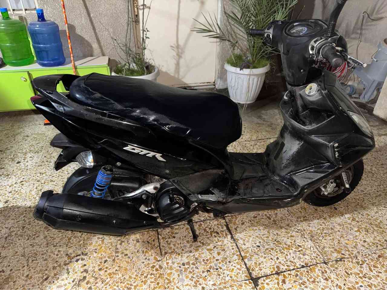 السلام عليكم دراجه جي تي ار موديل2014دراجه مكينتهه بلجيس مامفتوحه جيب فيتر وياك وفحصهه متوازي على بيعتهه السعر مليون و200
*********** بغداد, العراق
