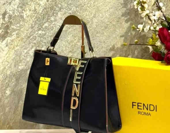 السلام عليكم عندي جنط ماستر كوالتي فول  باكيت وتغليف  للبيع شلعه ٨٠ قطعه اعتقد ١٥ موديل كل موديل والوانه مكاني بغداد
***********
