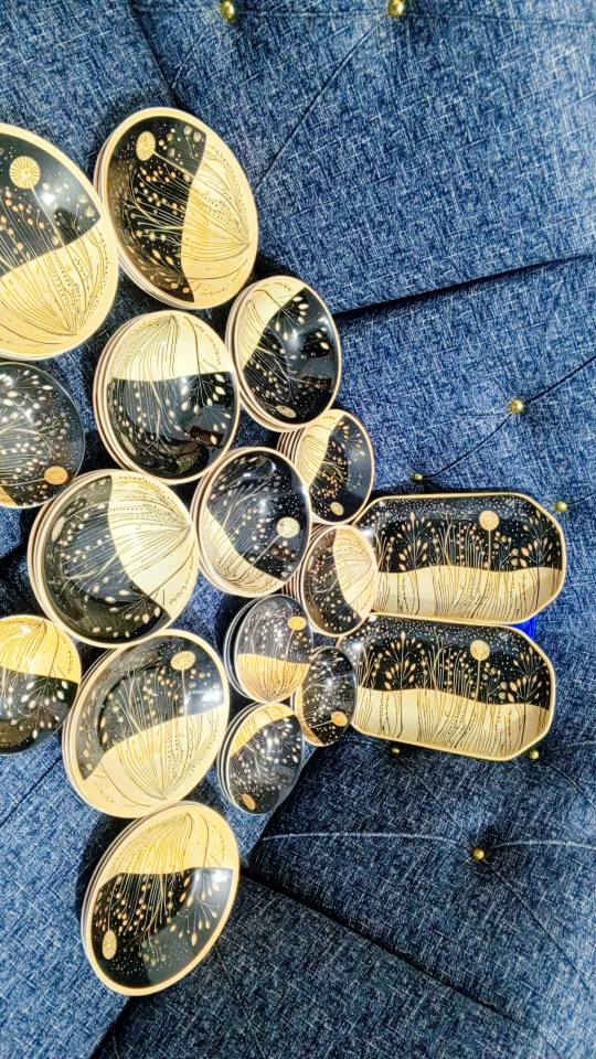 الف رحمه على روح امه وابو الي يعلقلي مصدر رزقي الوحيد 

سيت فرفوري 
 العدد50قطعه  مكوناته
12ماعون تمن
12ماعون حلاوة
 12 كاسه مركة 
 12  كاسة  طرشي 
 2  بلم 
 35 توصيل مجاني جميع المحافظات بغداد, العراق


**إذا كنت صاحب هذا الإعلان وتريد حذفه لأي سبب، رجاءا أرسل رسالة إلى الدعم الفني**