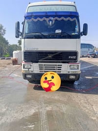 فالفو سنكل خلفي موديل 2002 للبيع بس راس 07702528490