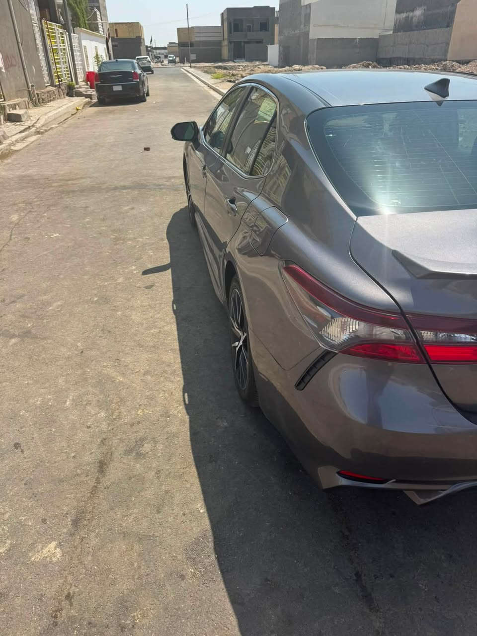 كامري 2023 SE رقم بصرة باسمي حرة شرط التحويل
مواصفات الSE معروفه

السياره تقرير غرق تعمل وتسير تقريرهه موجود ع رقم الشاصي كل صورها وفيديواتهه من امريكا موجوده 

ماشيه 123 الف كيلو متر قابل للزيادة

محرك وكير وتبريد ممتازات 
حدادة وتخم تاير صارلهم شهرين
السياره ما ناقصهه اي شي  

السعر 207 وبيهه مجال

للاستفسار اكثر والتواصل ***********
