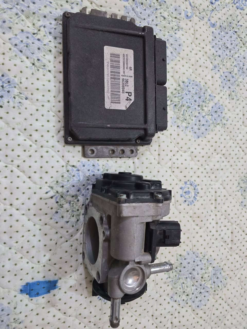 السلام عليكم جويتر اوبترا اصلي مع عقل P4 مكاني بغداد للاستفسار الاتصال على الرقم *********** او على الخاص
