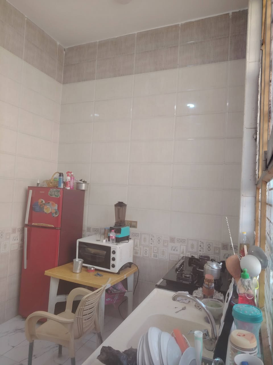 سلام عليكم
دار للبيع طابو زراعي سند 25 
100 متر مربع 10×10 طابقين بناء حديث سنة2023
تتوفر كافة الخدمات ماء كهرباء مجاري 
العنوان : شارع 80 جهة كربلاء خلف محطة اضواء بابل باب الخروج أول فرع على ايدك اليمنه 
فرع المحولة 
للاستفسار : ***********
السعر 127
