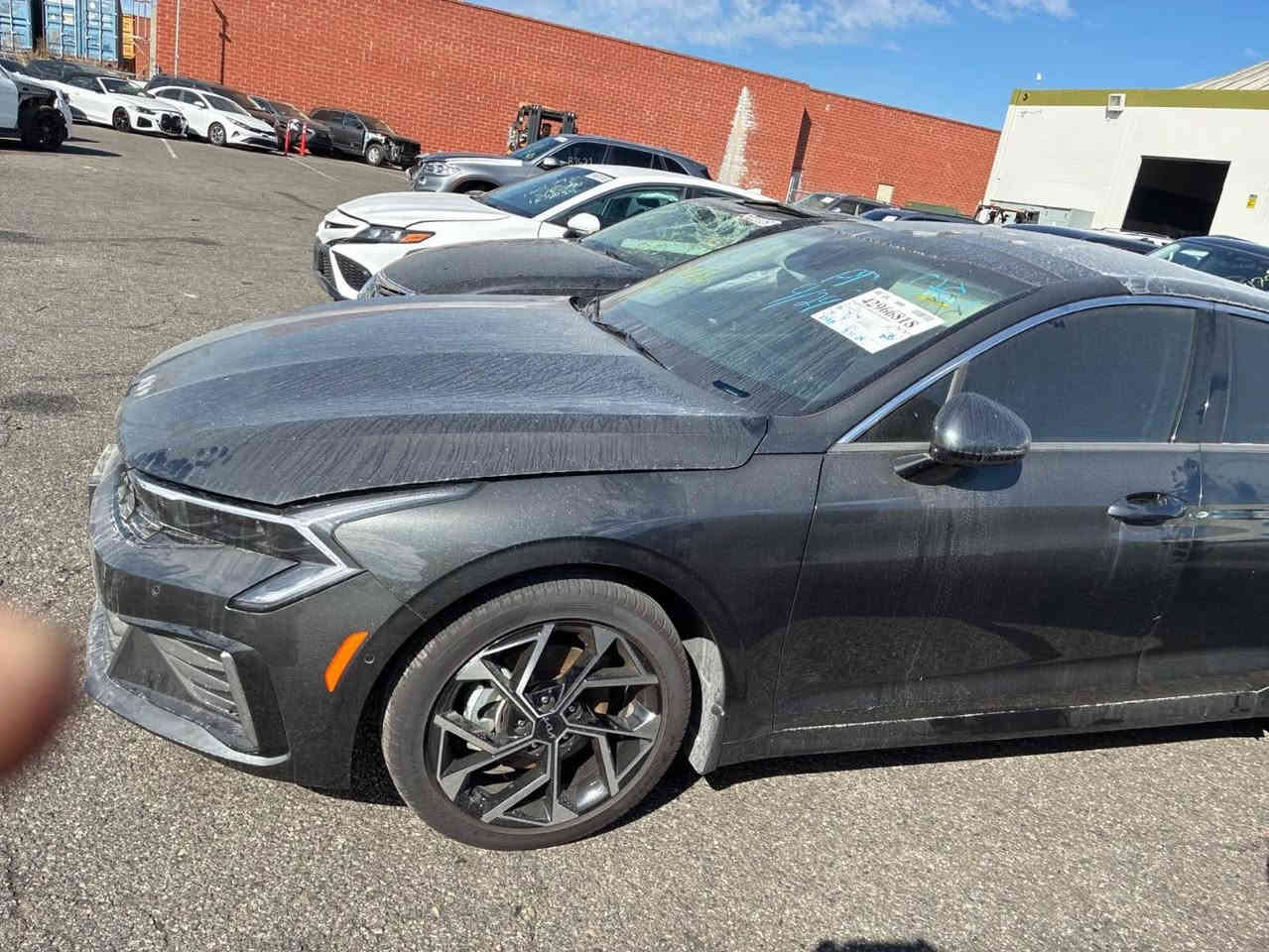 2500 تنفس طبيعي

بانوراما 

كاميرات 360 

حساسات 360 

حساس مانع اصطدام

سستم صوت 12 سماعة من شركة Bose

ستيرن تدفئة

كشنات كهرباء 

داخل جلد اسود

كشنات تبريد وتدفئة 

كشنات ميموري وضعيات الراكب 

تشغيل عن بعد 

وضعيات قيادة

كشافات ضباب

دخول ذكي السيارة تفتح ع البصمة والتلفون والساعة الذكية

قطعتين تبريد منفصلة

كاميرا خلفية دوارة 

ابل كار واندرويد اوتو 

جنطة كهربائية ذكية تفتح من تقترب منها

نظام نقط عمياء (كاميرات وية الاشارة) 

تحكمات ستيرن

وضعيات قيادة

تحذير خروج من المسار

داخل صاج وبيانو بلاك

مثبت سرعة تفاعلي وتحذير خروج عن المسار 

وبعد هواي

حادثها جانبي البجم سليم توصل للعقبة يوم 24/12 

159 ورقة واصلة للميناء وبيها مجال بسيط 

رقم صاحب السيارة :

***********

***********
