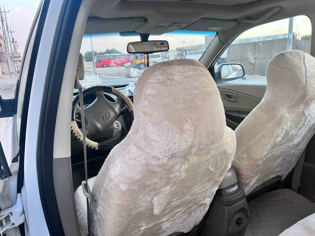 توكسان 2009
رقم دولي
مكفولة من الضربة والصبغ 
محرك 2000
كشنات جلد بلادي
تحكم تبريد بيانو
فورويل 
فتحة بالقمارة سلايدروف
مكاني النجف الاشرف 
سعرها 120 وبيهه مجال 
***********
