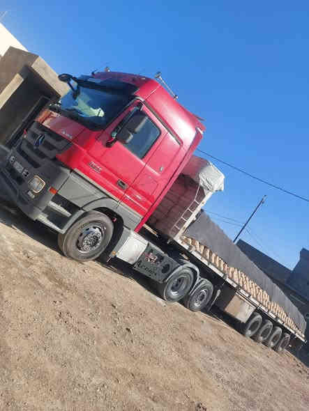 السلام وعليكم اكتروز للبيع موديل 2010 تخم تاير جاهزه للعمل كامل مواصفات كامره حساس لوتايدر تبريد حجم مكينه 46 محسن يرهم مراوس قلاب عقرب فقط  للستفسار النتصال *********** ///***********
