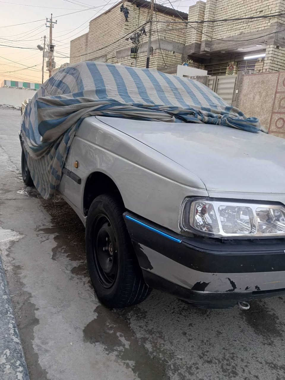 سلام عليكم بيجو جي ال اكس سياره مكينه وكير وحداديه مكفولات تبريد تدفئه وسياره خير من الله مكاني بغداد ***********
