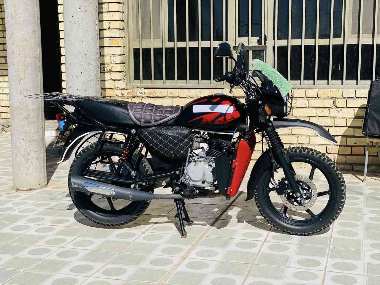 يا الله السلام عليكم 
بوكسر 23 مرقم رقم بغداد الجديد الدراجه مكفوله كفاله عامه من الشخط والنقص ماشيه 32 الف حقيقي الدراجه جديده بمعنا الكلمه مو مثل المهجمات الباقيات تجي تجيب وياك 10 فيتريه وتفحص اذا طلع بيهه اشكال كروتك عليه 
الدراجه تحويل مباشر ثاني يوم مكان بغداد المحموديه 
للتواصل 
***********
***********
واتساب او اتصال خاص ما متواجد 
اذا ما عجبتك اعبر المنشور بكلمه طيبه وشكرا
