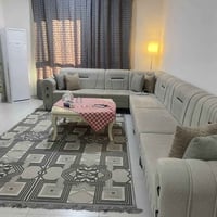 اثاث صالة وطعام جديد مدة الاستعمال شهر واحد للبيع المستعجل والسعر جدا ...