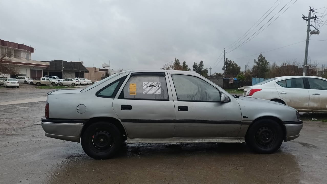 ئوپل مودیل 1990 مە کینە 20  به شە رتی گێر مە کینە بێ دە عمو لێدا ن
سعر 
28 گە ڵاو مە جال 
شوێن چم چماڵ 
ژم ***********
***********
