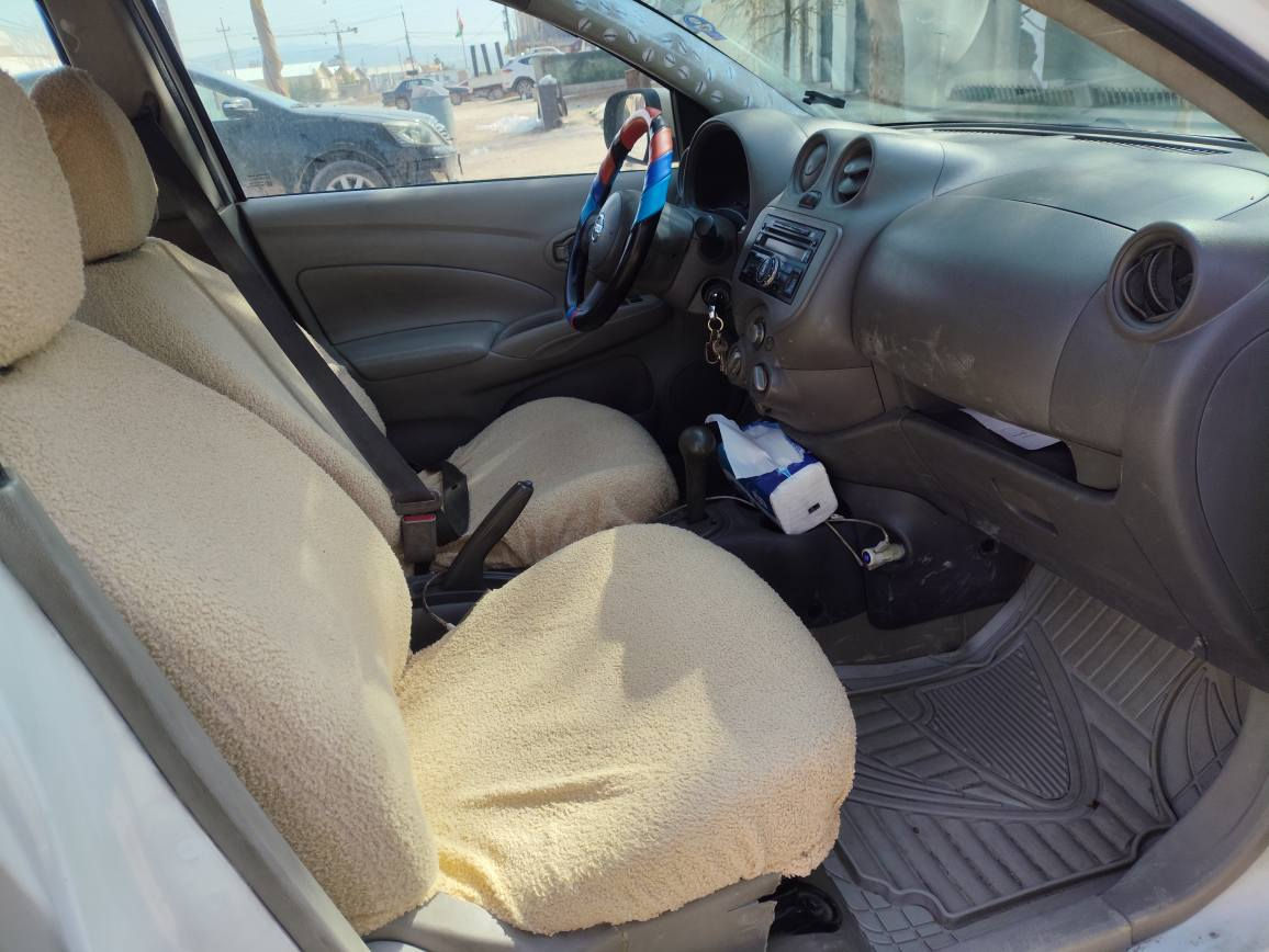 نیسان لاکشمیبای تەکسی
مۆدیل 2014
بیلاد سپی یە
گێڕ و مەکینە و تەبرید بە شەرت
جەمپەکی پشتی هەیە
جەمپەکی خەفیفی پێشی هەیە
جامرغەکی پشتەوە سبوغی هەیە
قان قان مەعجونی هەیە
سەنەوی نوێ یه هەتا 2030
ژمارەی خاوەنی: *********** أربيل, العراق
