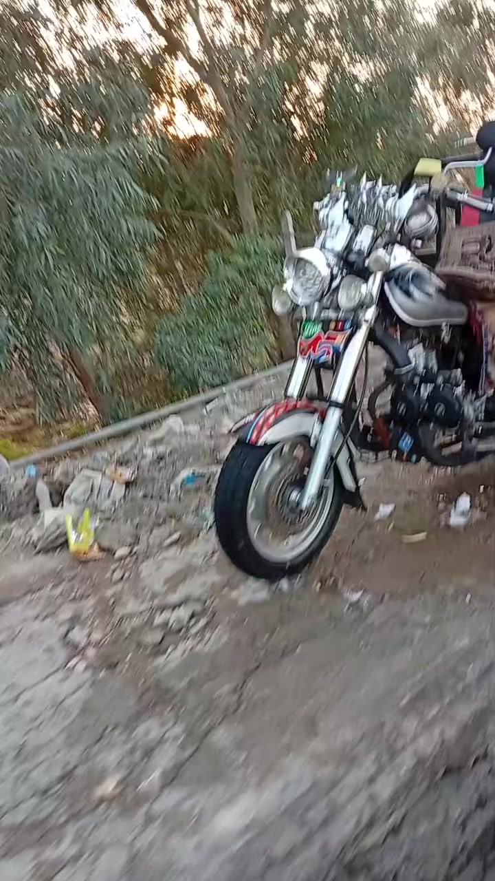 السلام عليكم دراجه البيع المديل 22  تون معمرهه السعر خاص وهاذه رقمه ***********
