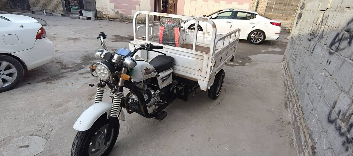 السلام عليكم ستوته للبيع نضيفه أوراق كامله مكاني ناصرية مركز لشراي يتصل عل رقم *********** بي واتساب
