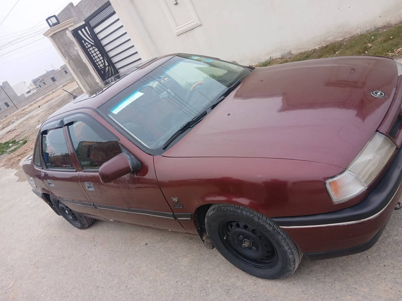 فكترا للبيع  رقم كركوك 
شرط التحويل 

حجم ٢٠  موديل ١٩٩١

محرك كير صدر كله نظيف 
تخم تاير نظيف  
داخل حيل نظيف 
السعر ٣٨

***********
