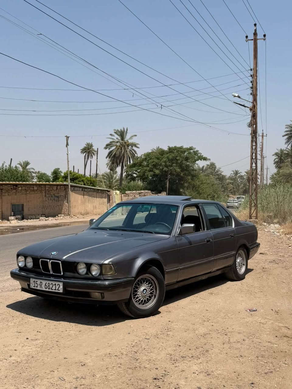 السلام عليكم
بي ام BMW 735i موديل 1991 اصل فتحة سقف طگتين شغاله 
مصبوغه عام جماليه بدون حادث
كير محرك بشرط 
كهربائيات شغاله 
گيجات كلها شغاله بلاديه
رقم دولي شرط التحويل سنوية 28
❗️نقصها تبريد ما يشتغل  ❌

السياره نصبتها حيل حلوه ما شاء الله 
❗️بيع او مراوس حسب القناعه❗️
السعر 50 ورقه وبيها مجال
مكان السياره تكريت 

للاستفسار *********** او عالخاص
