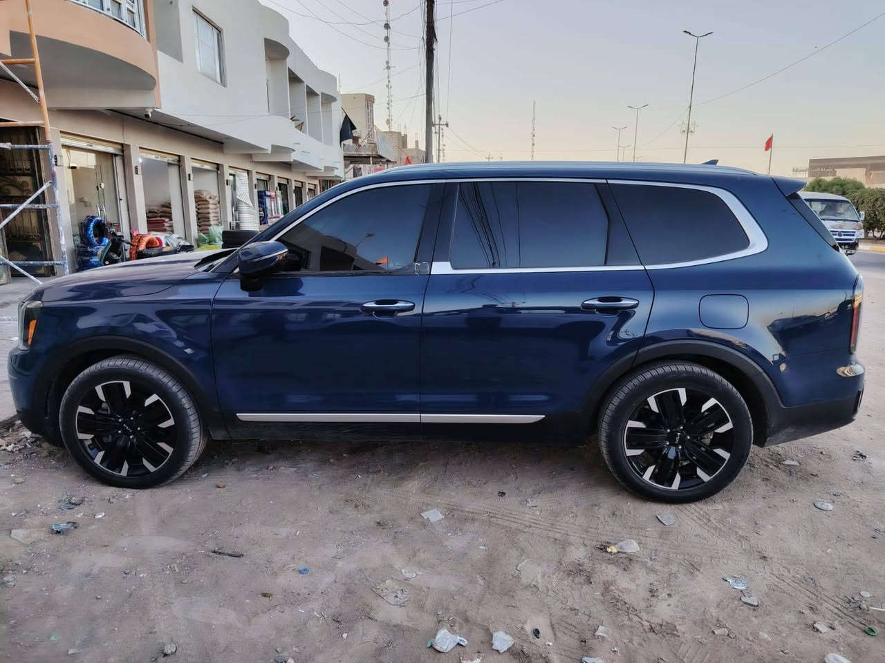 كيا تيلورايد برستيج / 
الفئة: PRESTIGE
🚘 فول مواصفات 1/1 (أعلى فئة)
موديل 24
 ارباك دركة فقط 
🏁عداد المسافه 60
✨ فتحتين سقف 
🪞 مرايا شفط🔁 مرايا إشارات
🔥❄️ كشنات أمامية تدفئة وتبريد
🔥❄️ كشنات خلفية تدفئة وتبريد
👑 كشنات منفصلة VIP
🚀 تشغيل عن بعد
📡 رادار أمامي
📡 رادار جانبي
💡 لايتات LED زنون
🌤️ لايتات نهارية LED
📟 حساسات أمامية وخلفية
🎛️ هزاز ستيرن
🖥️ داتا شو أمامي (HUD)
💆‍♂️ مساج كشن السايق
🌈 إضاءة داخلية ليزرية
🎥 كاميرات 360 درجة
👁️‍🗨️ نظام النقطة العمياء
🛣️ تحذير مغادرة المسار
🧠 مثبت سرعة متكيف
🛑 مانع تصادم
🧳 باب خلفي كهرباء
💺 ميموري كشنات
🔊 نظام صوتي فاخر
       السعر265
 بدون رقم تترقم جميع المحافضات

الستفسار ***********
