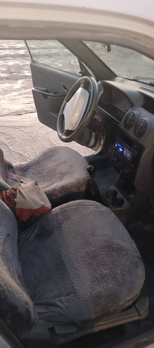 السلام عليكم للبيع سايبا موديل 2014بسمي مكينه كير كشر مكفول رقم نجف انكليزي السعر 44مع المجال رقم ***********
