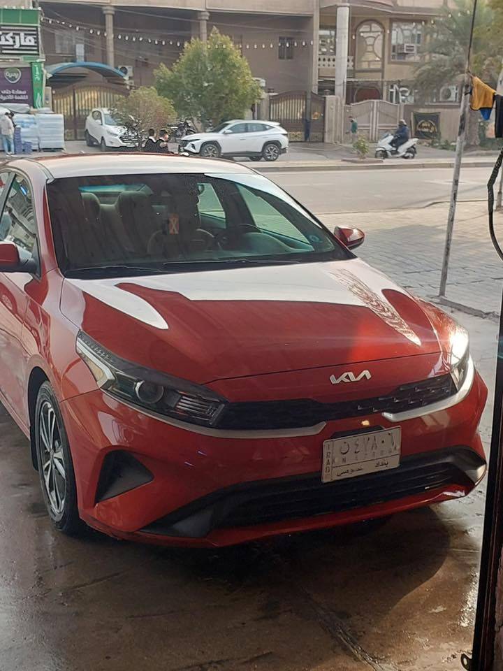 السلام عليكم
فورتي للبيع 2023 
رقم بغداد معوقين
سياره جديده حداديه تخم تاير 
كير AT المرغوب المكينه كفاله
حادثها 3قطع تبديل نفس ألون فقط
ماشيه 45mil
السعر 145$  
‭0771 606 5558‬
