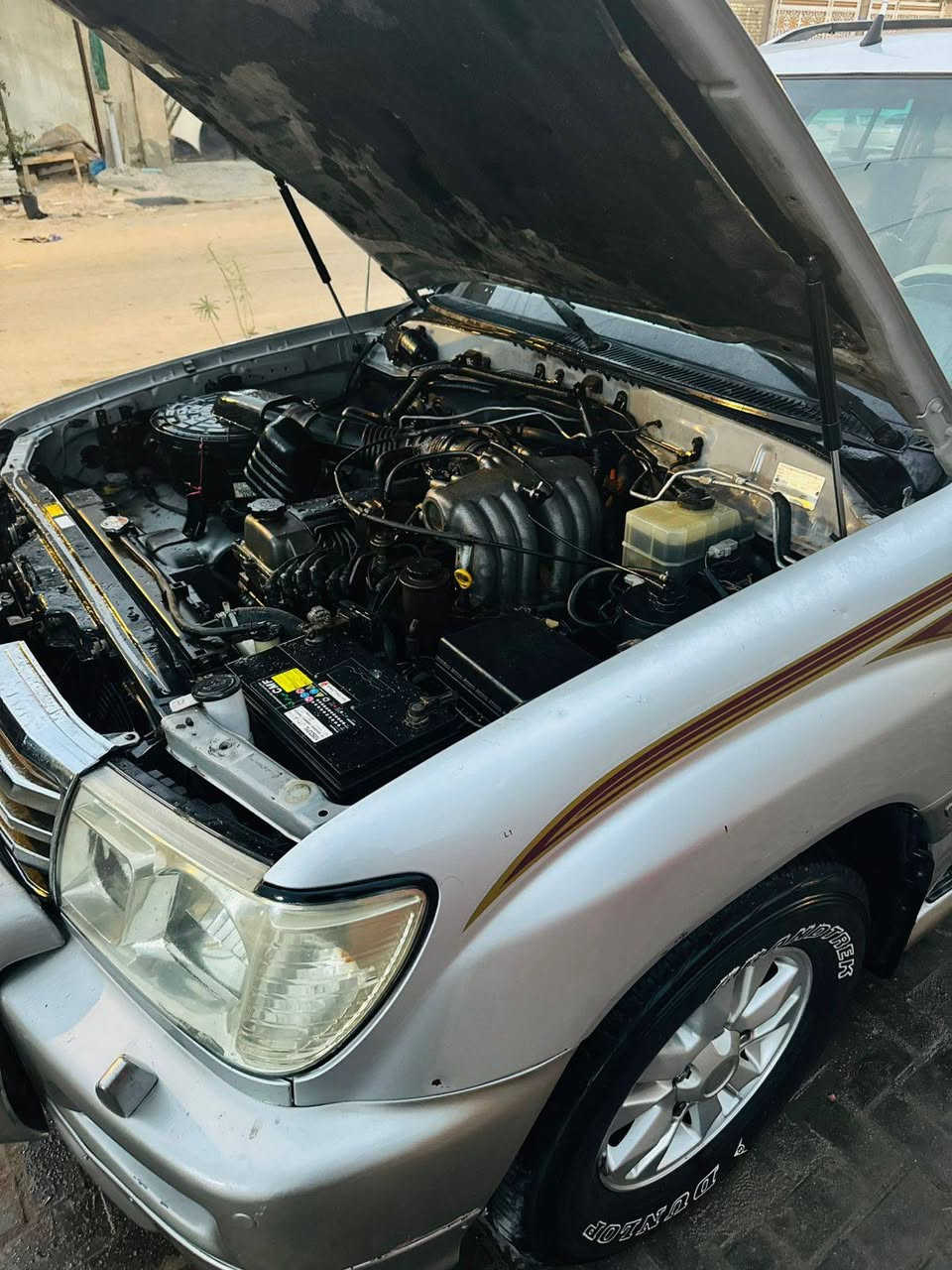 ٢٠٠٦ للبيع سيارة جاهزة تبريد تدفئة كير محرك  بيهة مكان صبغ للقمارة فقط دبل تانكي  سقف سيارة بيهة كتاب مزاد كمرك مو مزاد دولة باسمي كتاب المزاد ابيع هذا الموجود واسوي وكالة عامة  الشراي يسجلهة وانا الرسومات مال المرور ادفعهن السعر ١١٠وبيهة مجال الشراي يتصل مكاني بصرة ***********
