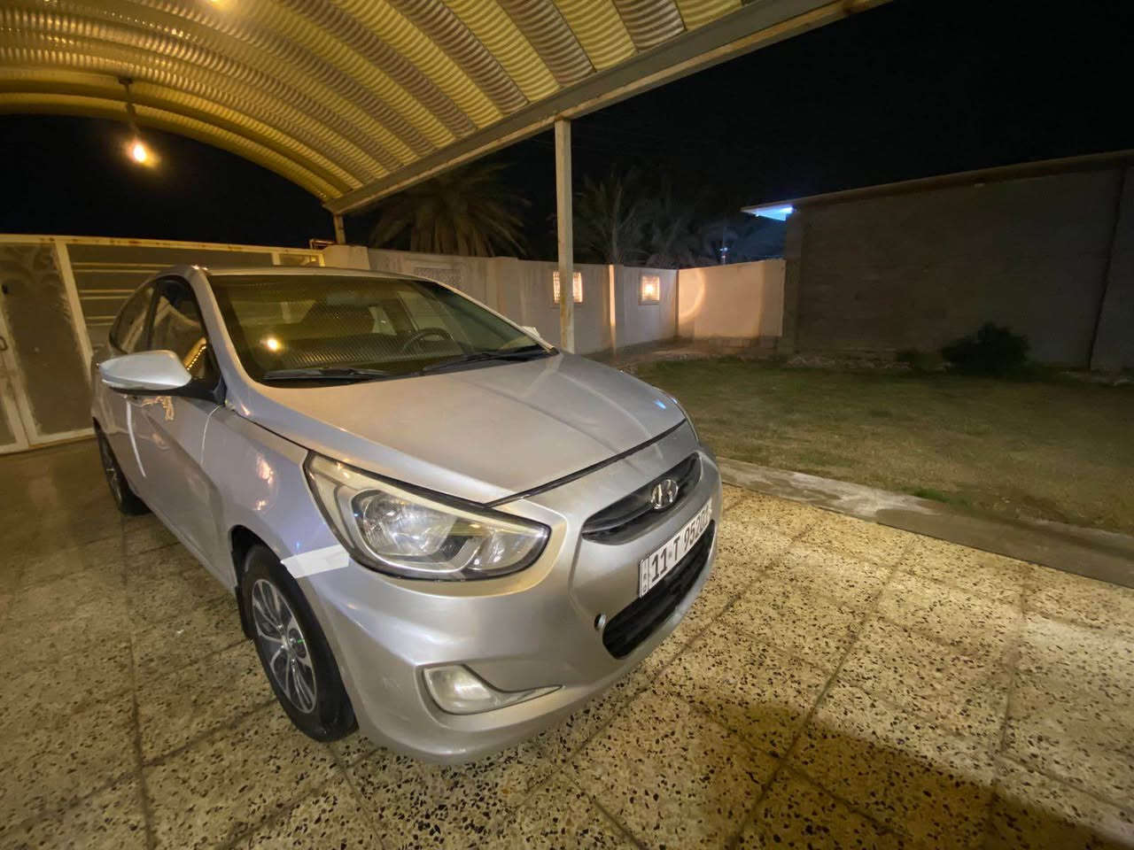 السلام عليكم 

اكسنت 2016 خليجي بدون حادث محرك 1400 سنويه جديده رقم جديد بدون غرامات سيارة نظيفه وحلوه السعر 85 وبيها مجال … 

رقم الهاتف : *********** بغداد, العراق
