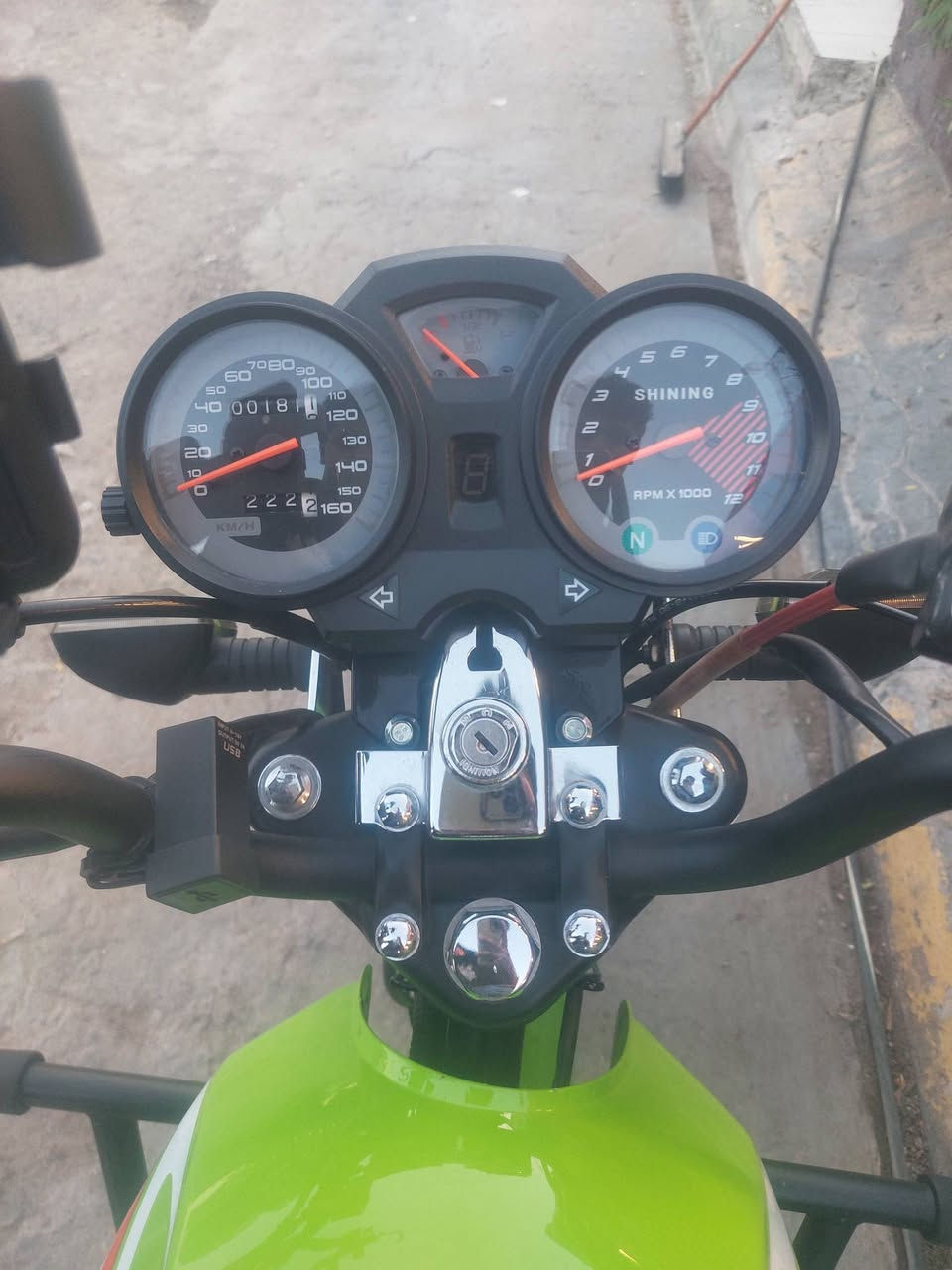 دراجه شاينك مديل 2023 صالي 5 اشهر من نزلتهة  زيرو دراجه مرقمه رقم بغداد نكليزي تحويل ثاني يوم  بكاني بغداد شعله راسلني ولساب وتدلل
***********
